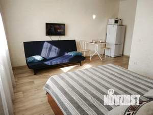 Студия квартира, посуточно, 30м2, 23/25 этаж