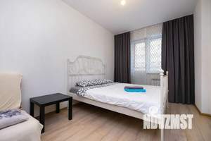 1-к квартира, посуточно, 44м2, 4/25 этаж