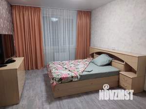 1-к квартира, посуточно, 38м2, 4/25 этаж