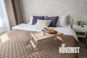 1-к квартира, посуточно, 38м2, 3/17 этаж