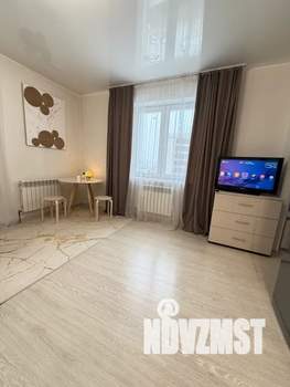 Студия квартира, посуточно, 30м2, 11/25 этаж