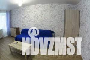 1-к квартира, посуточно, 36м2, 3/5 этаж