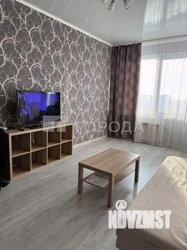 Студия квартира, на длительный срок, 44м2, 24/28 этаж