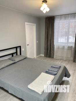 2-к квартира, посуточно, 43м2, 1/5 этаж