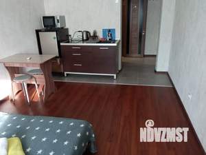 Студия квартира, посуточно, 28м2, 1/17 этаж