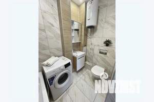 1-к квартира, посуточно, 40м2, 8/25 этаж