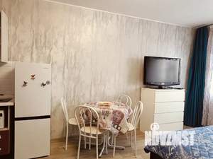 Студия квартира, посуточно, 25м2, 13/18 этаж