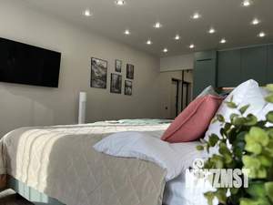 Студия квартира, посуточно, 45м2, 11/25 этаж
