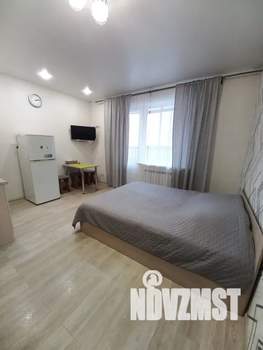 Студия квартира, посуточно, 28м2, 7/25 этаж