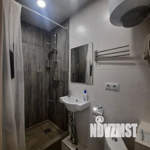 Студия квартира, посуточно, 18м2, 1/18 этаж