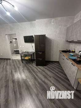 Студия квартира, посуточно, 40м2, 9/24 этаж