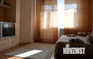 1-к квартира, посуточно, 35м2, 2/16 этаж