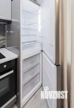 1-к квартира, на длительный срок, 49м2, 20/28 этаж