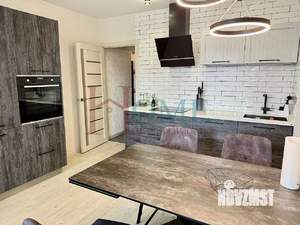 3-к квартира, на длительный срок, 84м2, 3/10 этаж