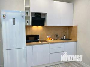 1-к квартира, посуточно, 46м2, 1/18 этаж