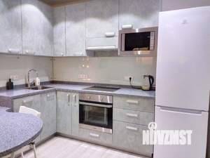 2-к квартира, посуточно, 56м2, 1/1 этаж