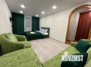 1-к квартира, посуточно, 30м2, 3/5 этаж