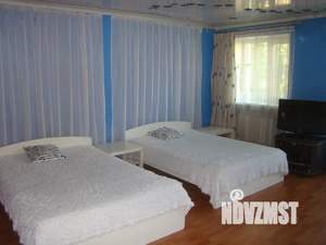 1-к квартира, посуточно, 43м2, 2/5 этаж