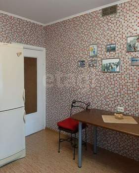 3-к квартира, на длительный срок, 68м2, 1/10 этаж