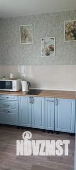 1-к квартира, посуточно, 37м2, 4/10 этаж