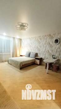 Студия квартира, посуточно, 36м2, 8/10 этаж