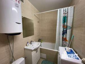 1-к квартира, посуточно, 43м2, 1/1 этаж