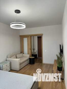 1-к квартира, посуточно, 37м2, 4/16 этаж