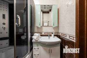 1-к квартира, посуточно, 40м2, 9/16 этаж