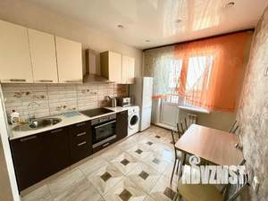 1-к квартира, посуточно, 42м2, 21/25 этаж