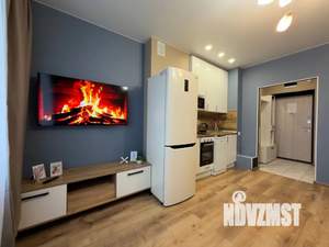 Студия квартира, посуточно, 35м2, 8/25 этаж