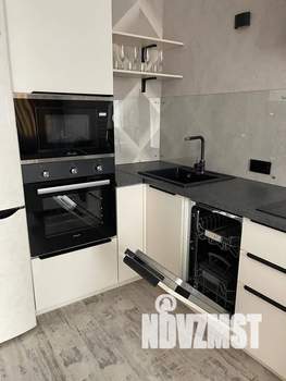 Студия квартира, посуточно, 35м2, 25/25 этаж