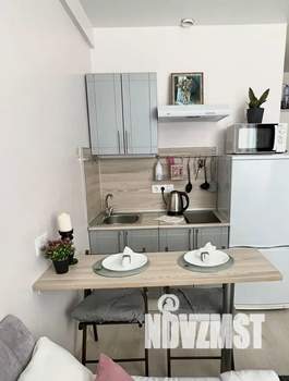 Студия квартира, посуточно, 20м2, 1/17 этаж