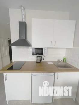 Студия квартира, посуточно, 26м2, 1/25 этаж