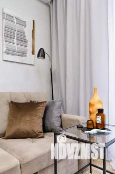 1-к квартира, посуточно, 38м2, 5/25 этаж