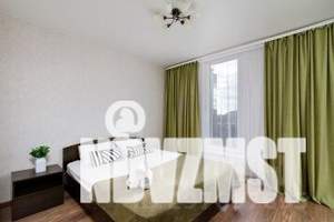 2-к квартира, посуточно, 42м2, 7/10 этаж