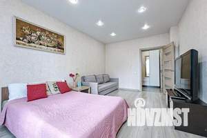 1-к квартира, посуточно, 42м2, 5/25 этаж