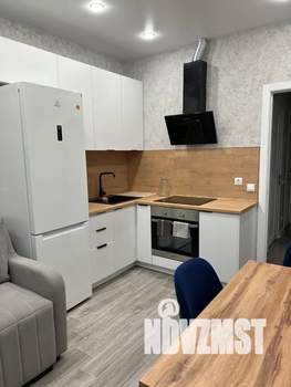 1-к квартира, посуточно, 38м2, 13/25 этаж