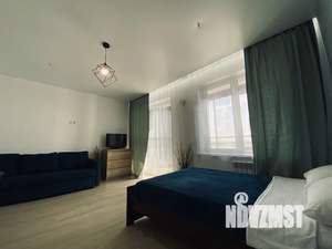1-к квартира, посуточно, 35м2, 5/15 этаж
