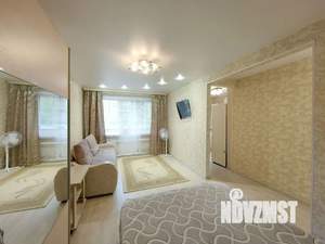 1-к квартира, посуточно, 32м2, 3/5 этаж