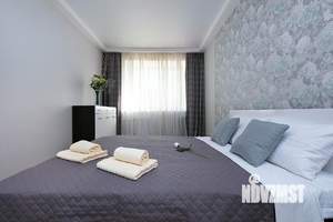 2-к квартира, посуточно, 64м2, 1/1 этаж