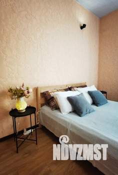 1-к квартира, посуточно, 40м2, 13/16 этаж