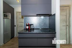 1-к квартира, посуточно, 40м2, 2/18 этаж