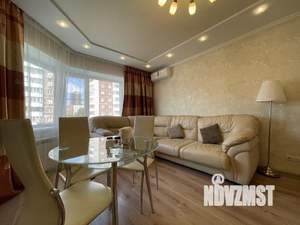 1-к квартира, посуточно, 55м2, 1/1 этаж