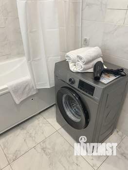 1-к квартира, посуточно, 38м2, 9/9 этаж
