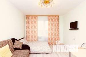 1-к квартира, посуточно, 35м2, 2/25 этаж