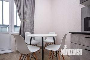 1-к квартира, посуточно, 35м2, 24/24 этаж