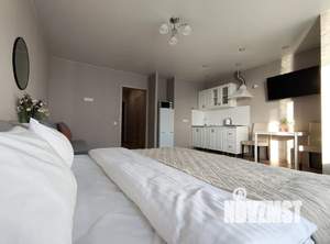 1-к квартира, посуточно, 38м2, 20/25 этаж