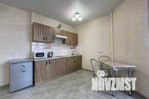 1-к квартира, посуточно, 35м2, 16/24 этаж