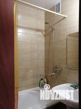 1-к квартира, посуточно, 42м2, 4/10 этаж