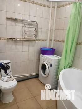 Студия квартира, посуточно, 35м2, 3/17 этаж